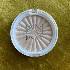OFRA Star Island Highlighter